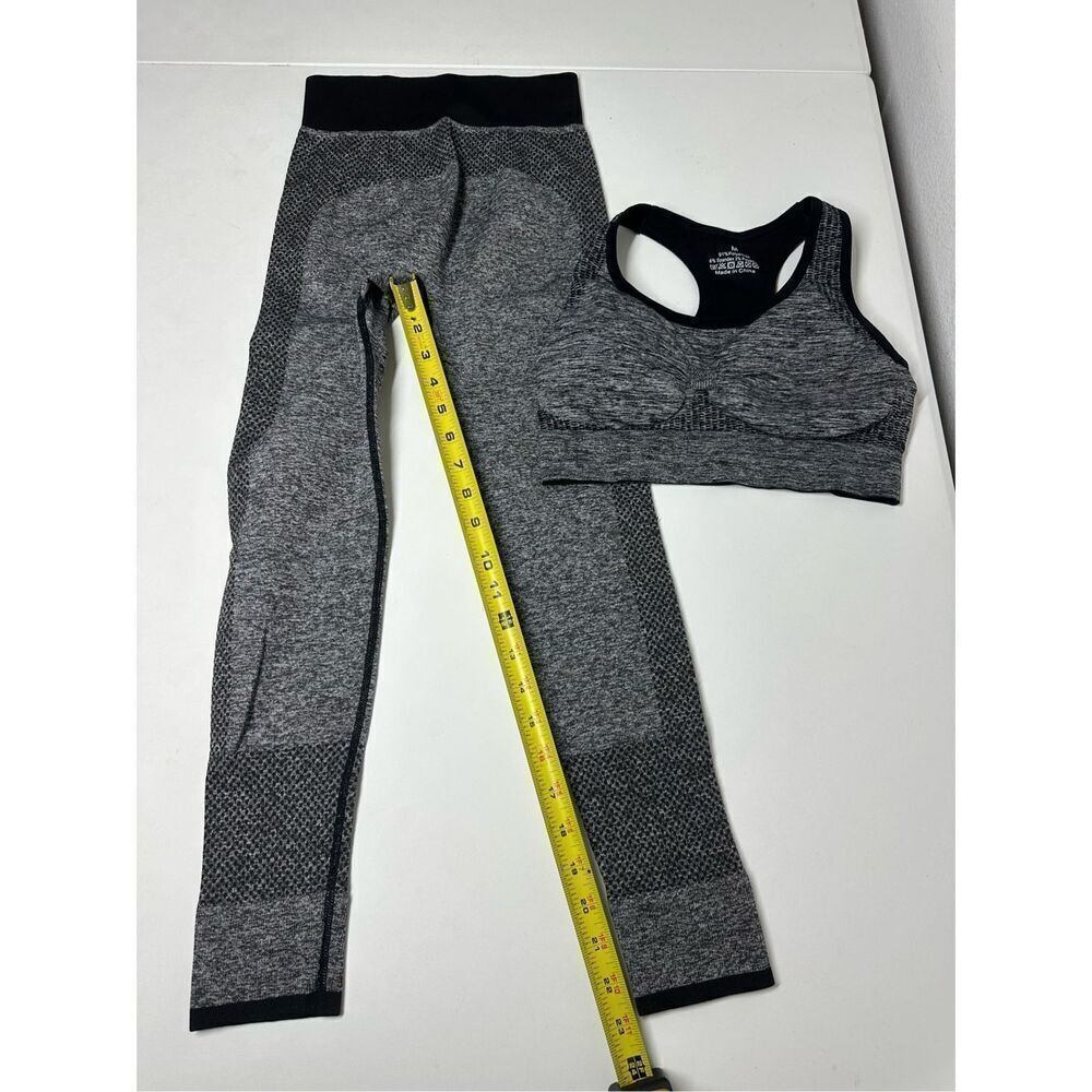 Shein Yoga Set Of Padded Top & Leggings Gray Black Size M - Picture 10 of 12